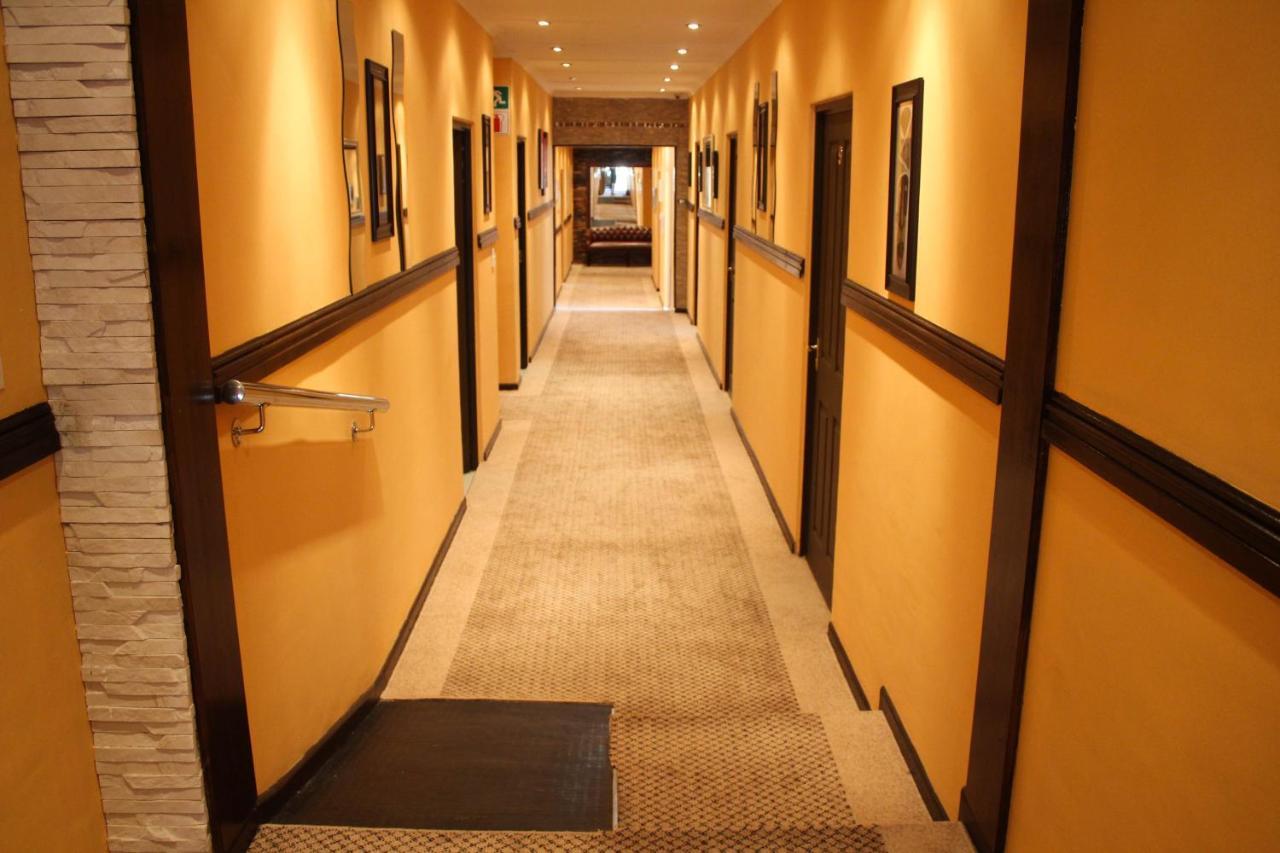 A-Z Boutique Guesthouse 温特和克 外观 照片